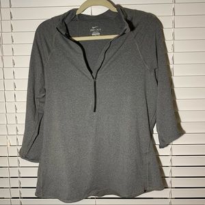 Nike quarter zip pull over 3/4 sleeve